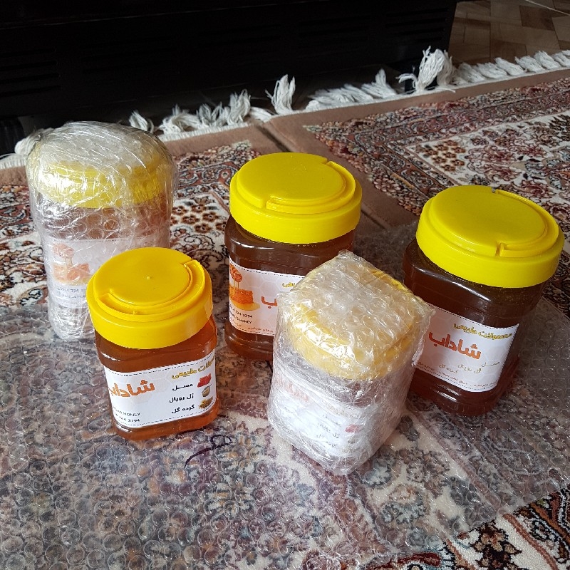 عسل طبیعی شاداب