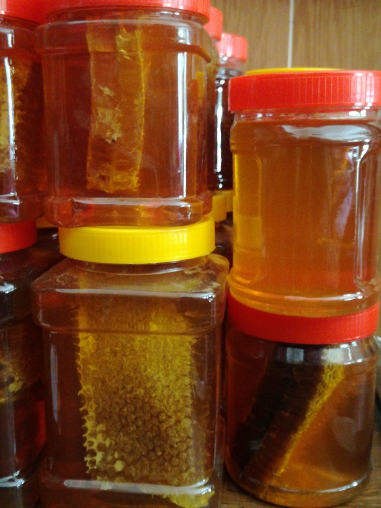 عسل طبیعی و ارگانیک بزگوش میانه،تضمینی و بدون شکر